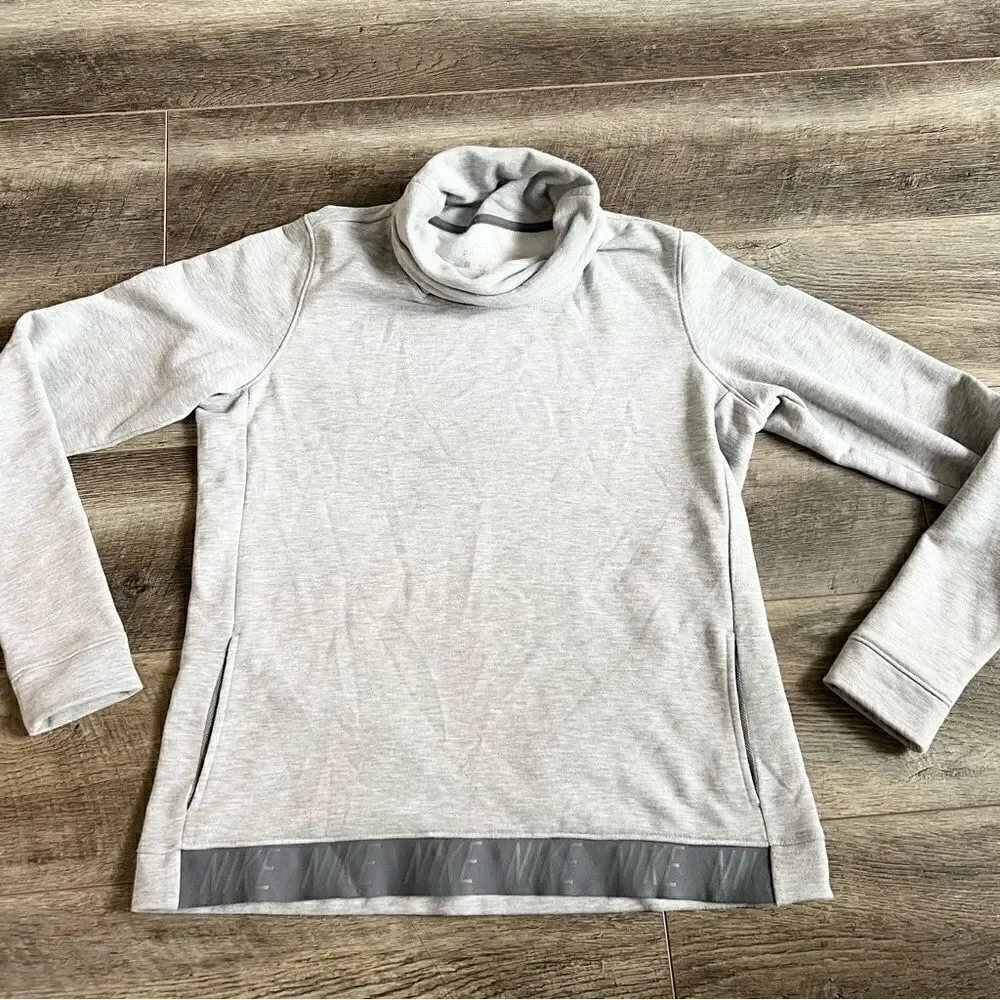 Nike dry cowl