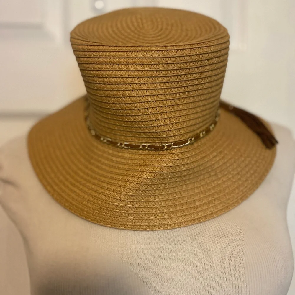 Halston Heritage experience timeless