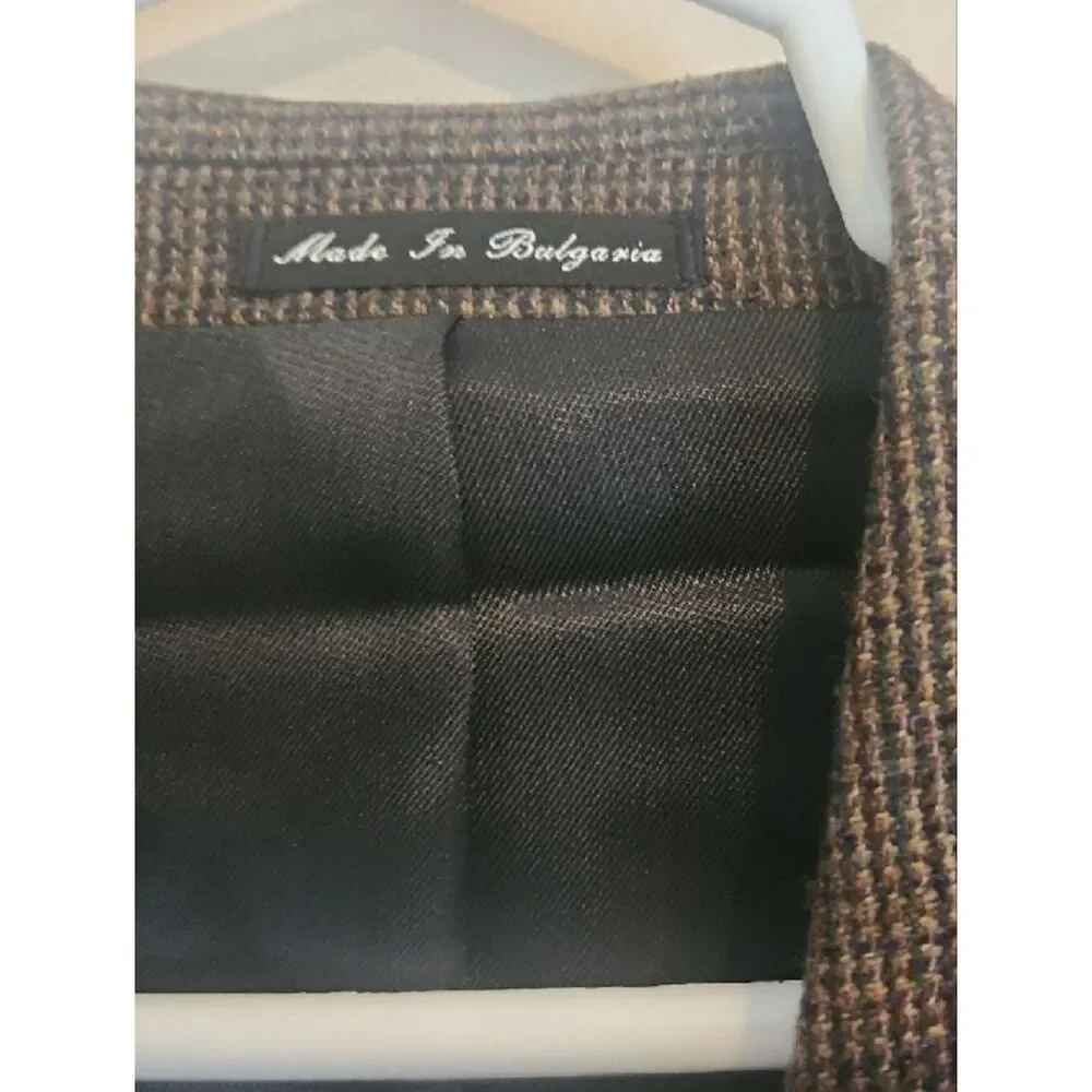 J21 Millenium Collection Classic Men's Charcoal Two-Button Blazer 100% Wool
