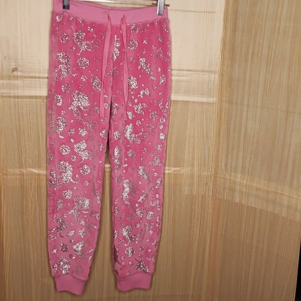 Justice girl’s pink