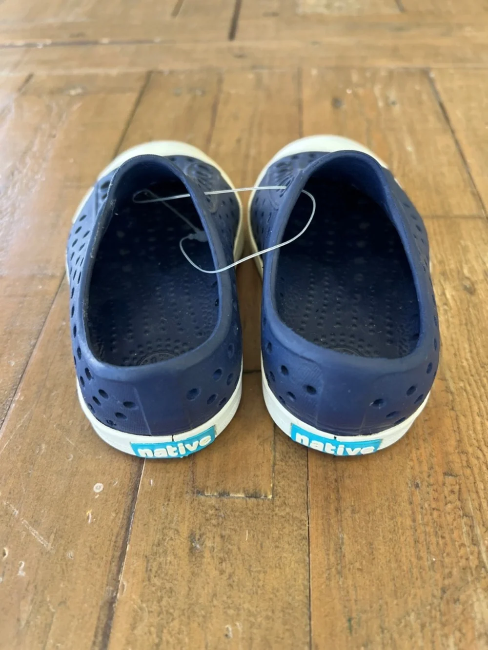 Native Jefferson cadet blue waterproof slip on sneaker sandals kids 6