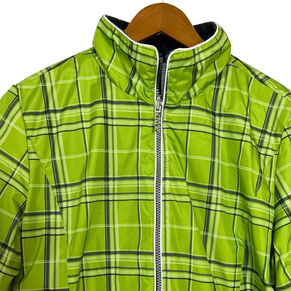 ZeroXposur green gray