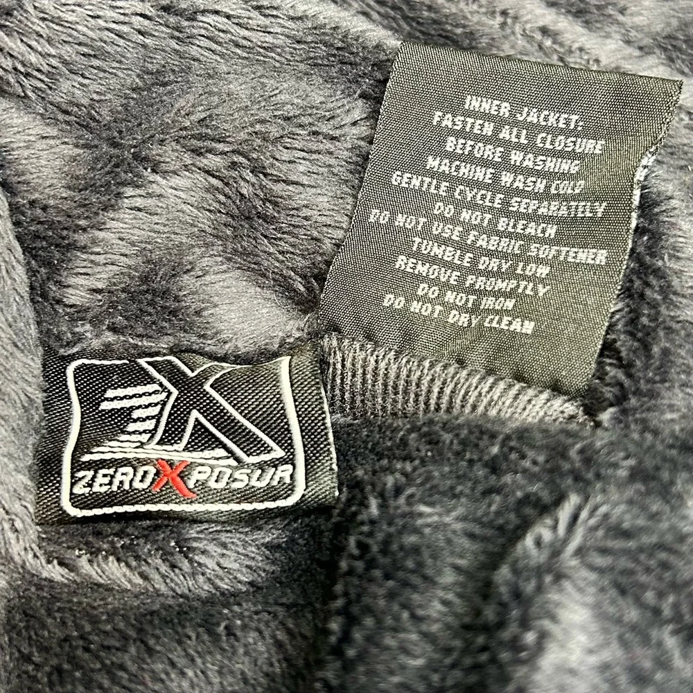 ZeroXposur green gray