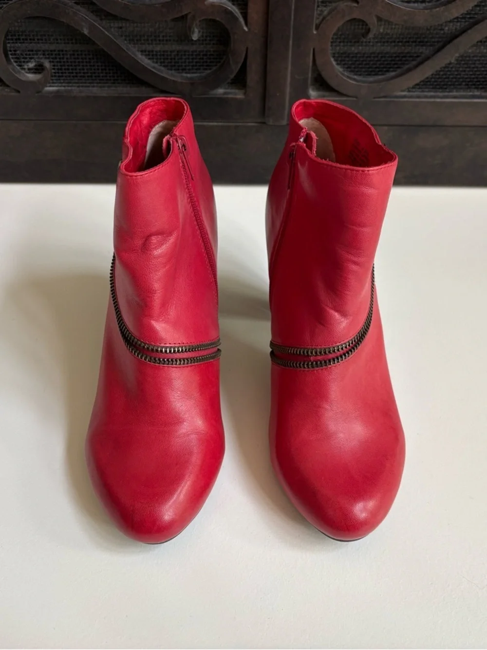 Miz Mooz Flirt Leather Zip Detail Booties 8.5