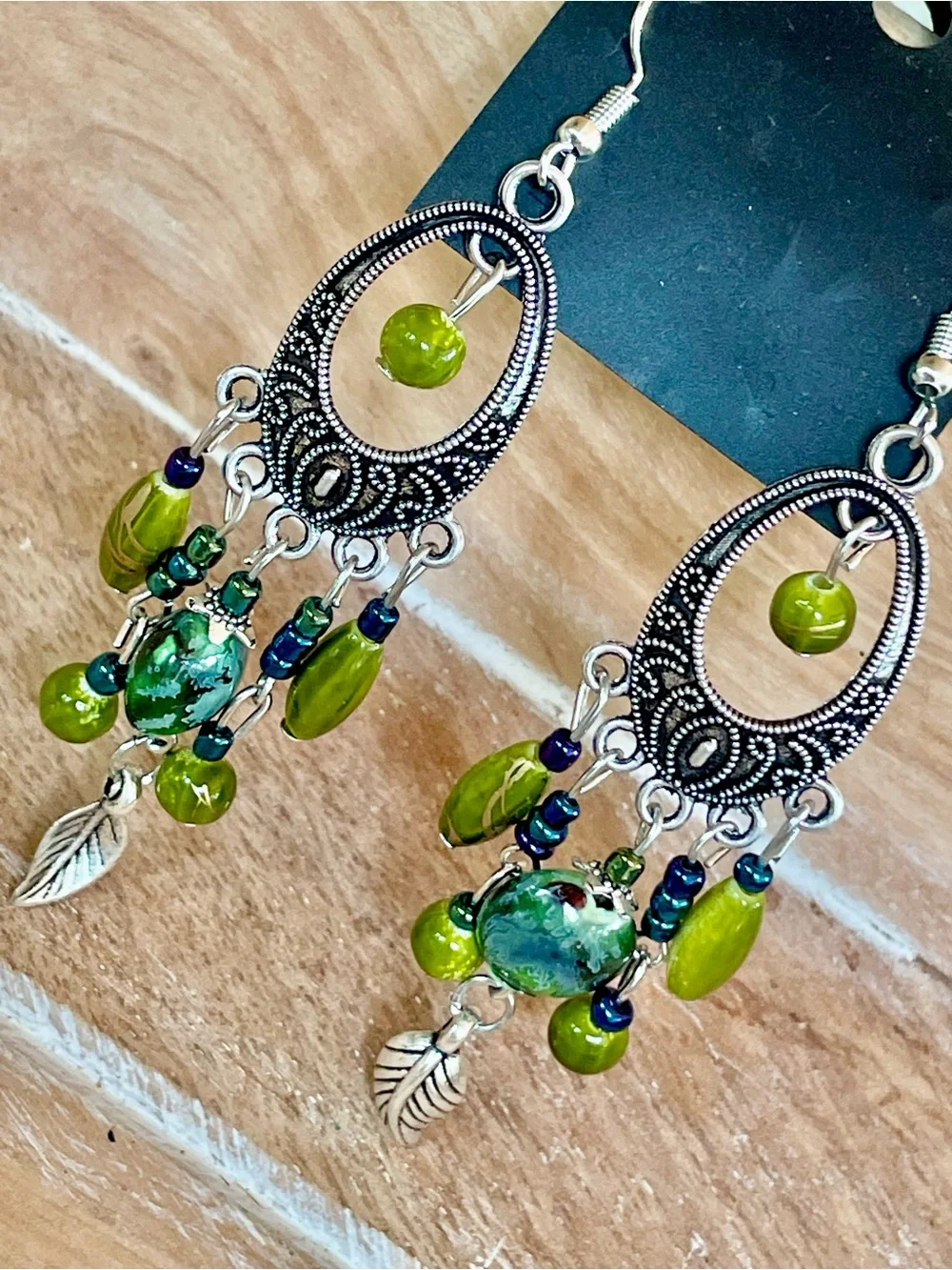 Elegantique casual beaded