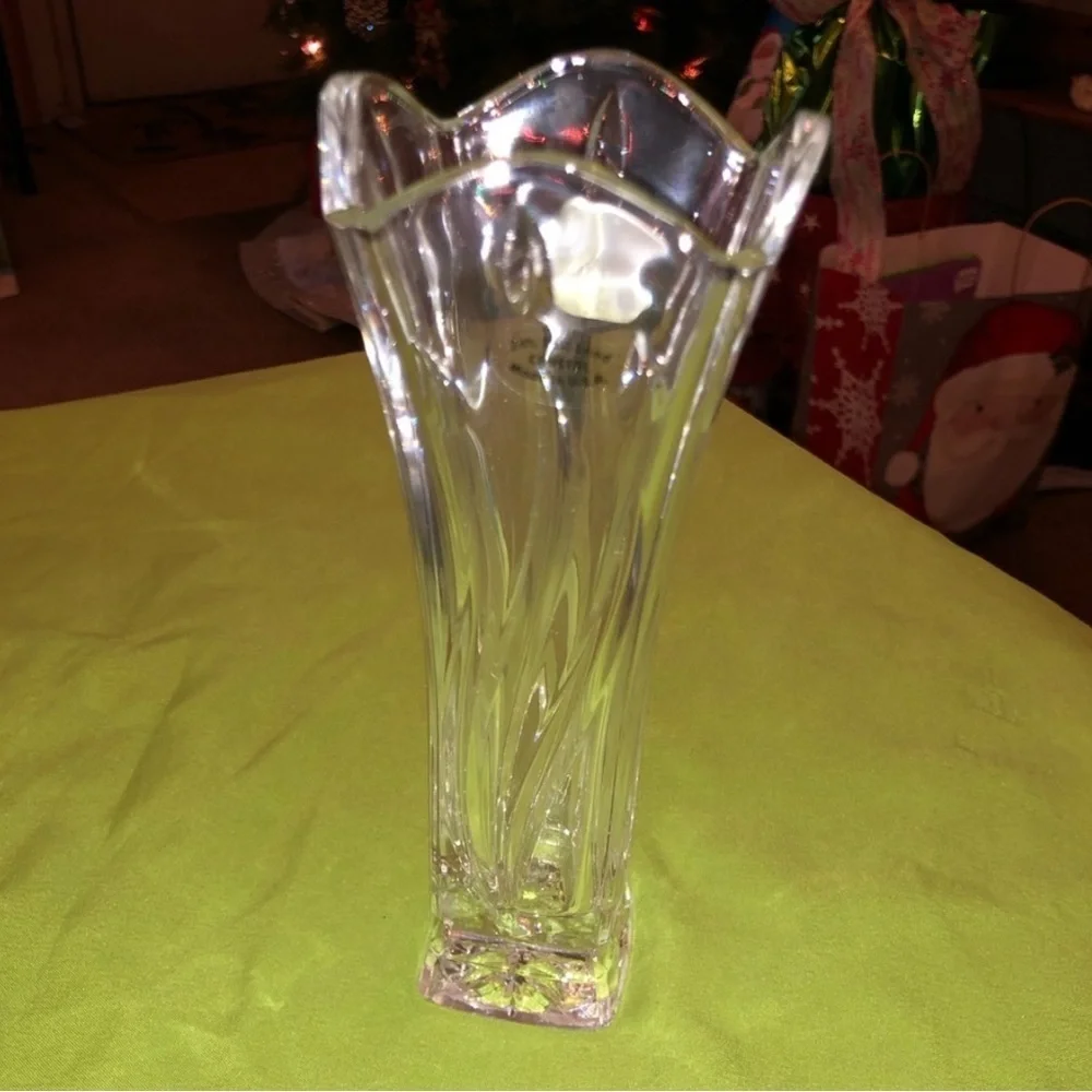 PartyLite chic vase