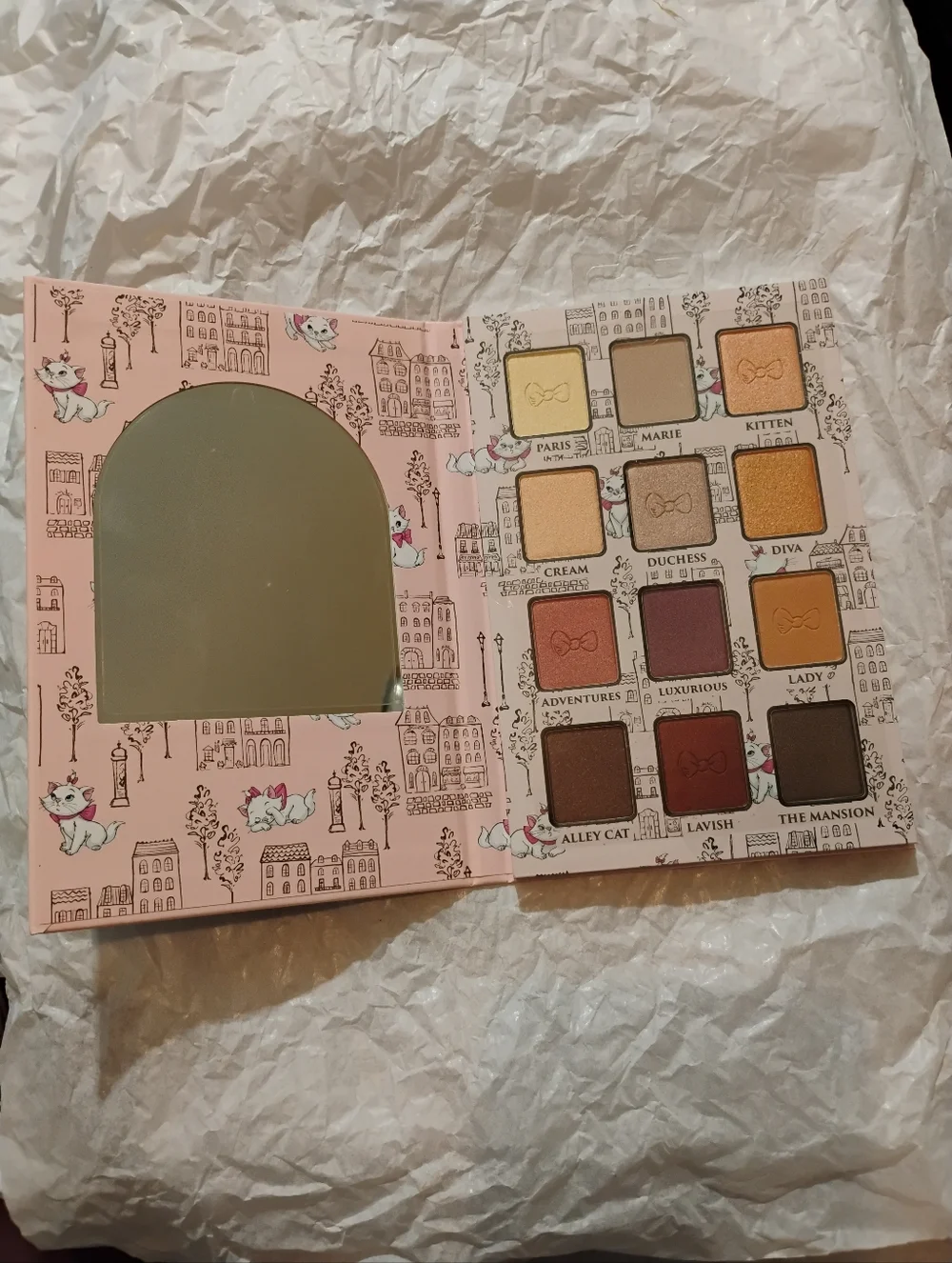 Disney Aristocrats Women Makeup Eyeshadow Palette Pink Gold Accents