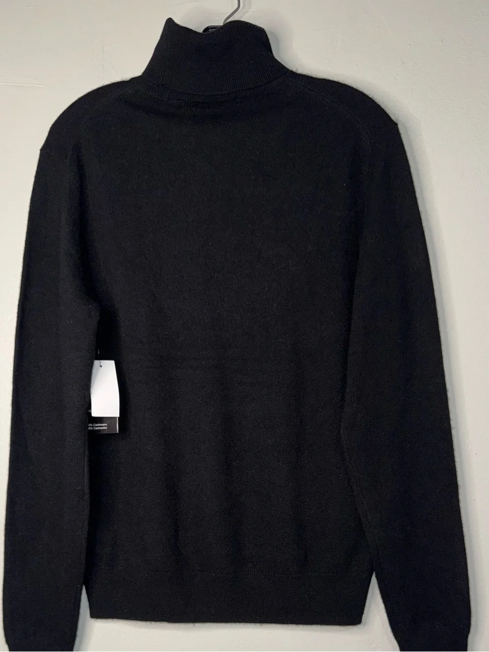Saks Fifth Avenue streamlined black