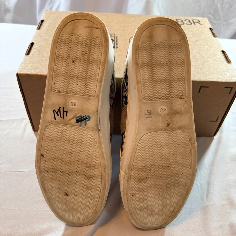 Steve Madden steve madden