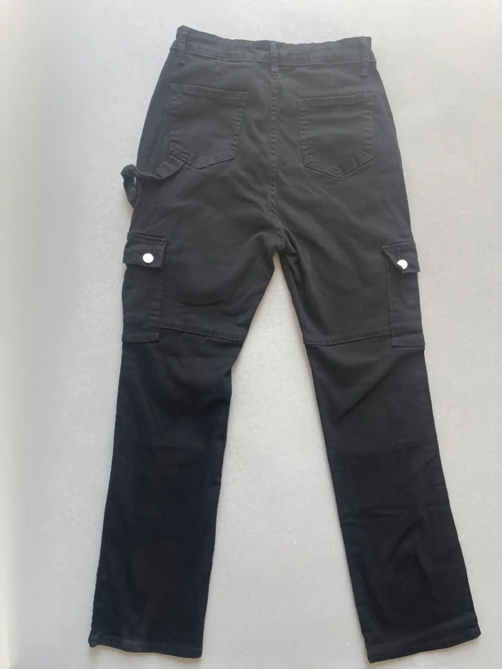 None black cargo