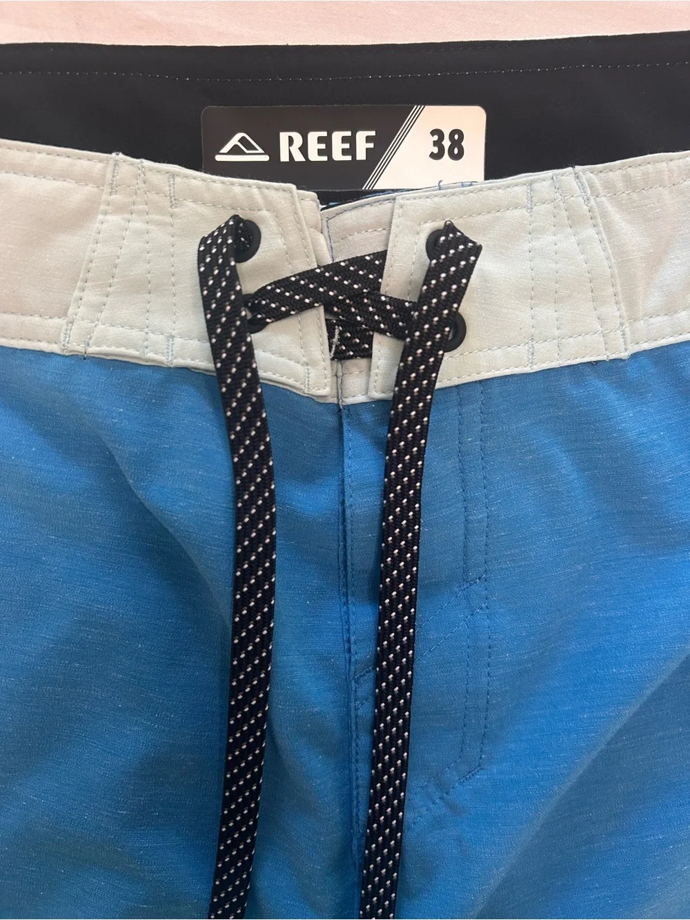 REEF Men’s Board Shorts Size 38 Blue Stretch Surf Swim Trunks