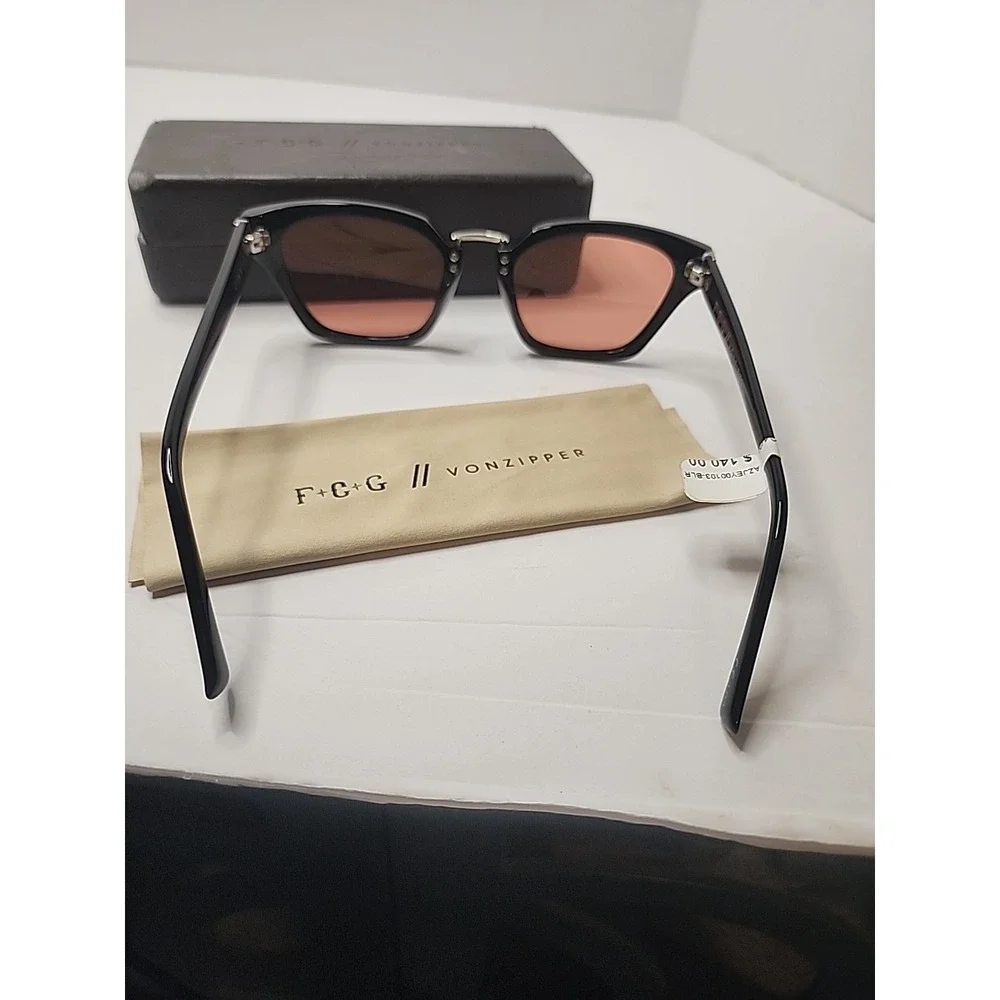 VonZipper Jinx Sunglasses Black‎ with Rose Amber Gradient Lenses Cat Eye