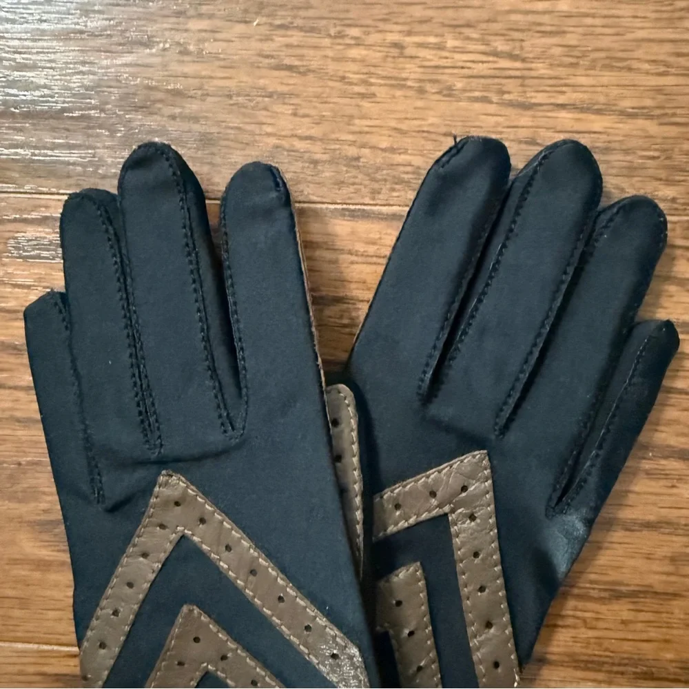 isotoner original stretch