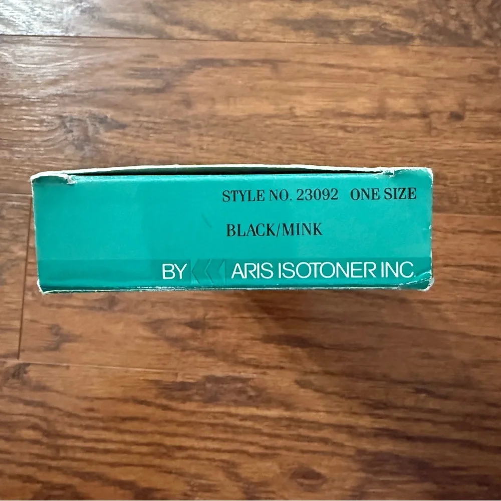 isotoner original stretch