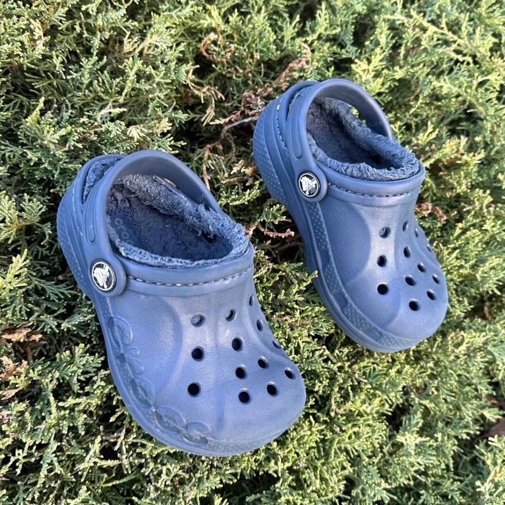 CROCS preowned fairly