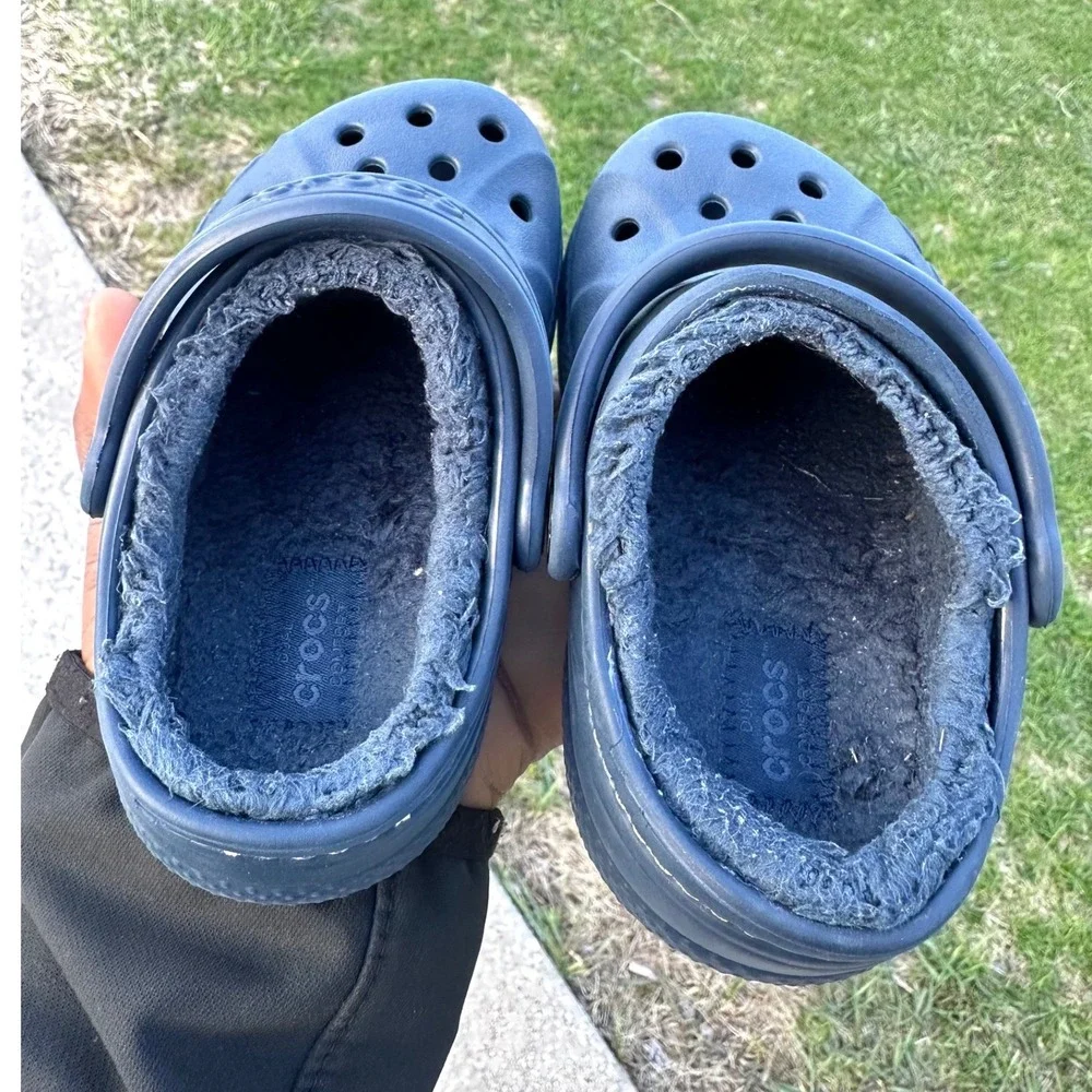 CROCS preowned fairly