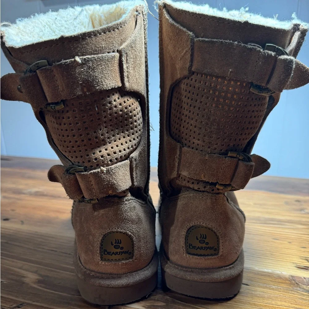 Bearpaw Womens Clara Suede Hickory Sheepskin Mid Height Cozy Winter Boots Size 8