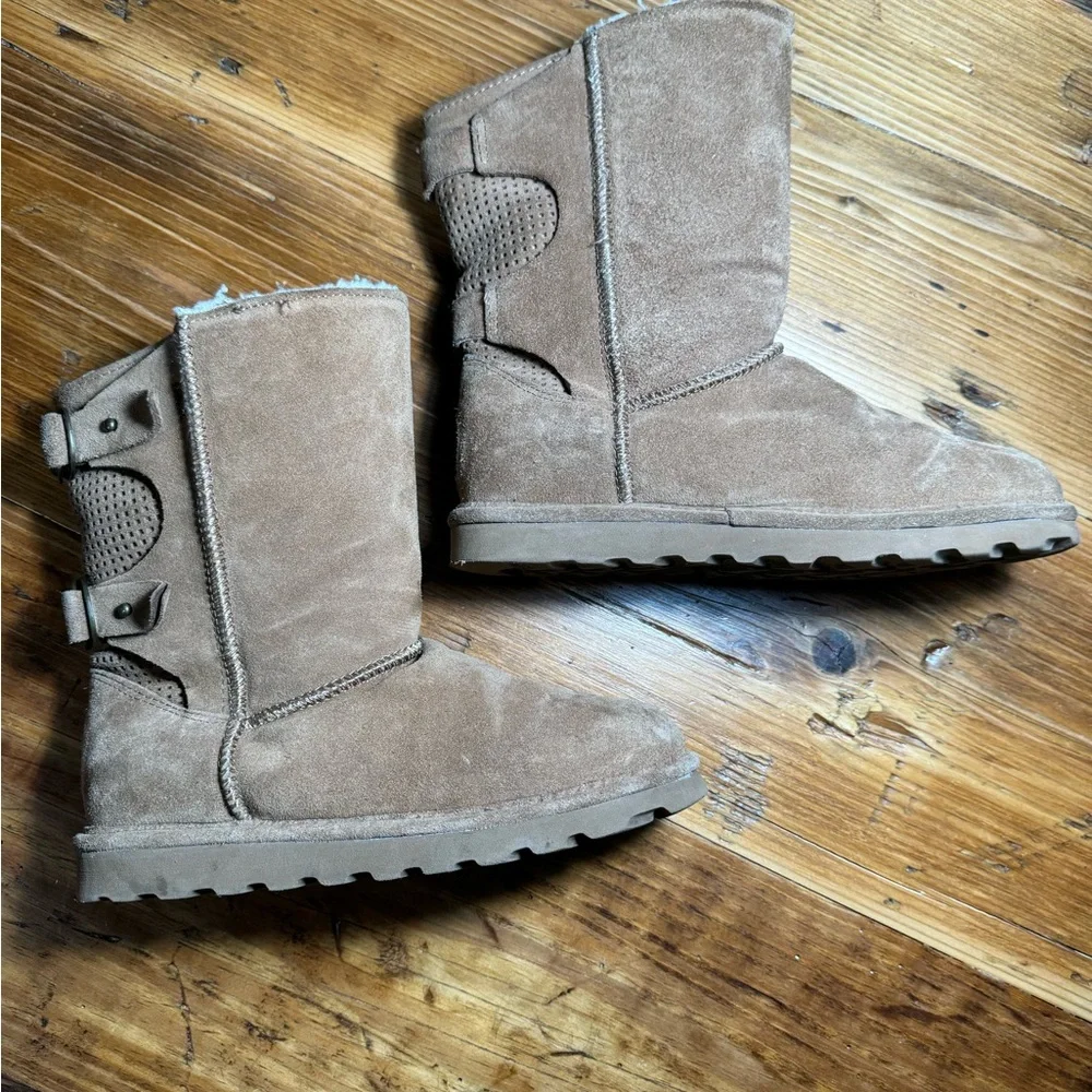 Bearpaw Womens Clara Suede Hickory Sheepskin Mid Height Cozy Winter Boots Size 8