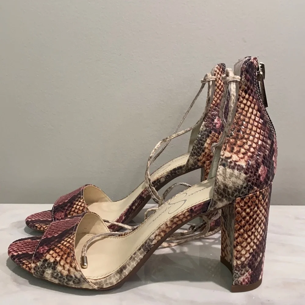 Jessica Simpson brand new