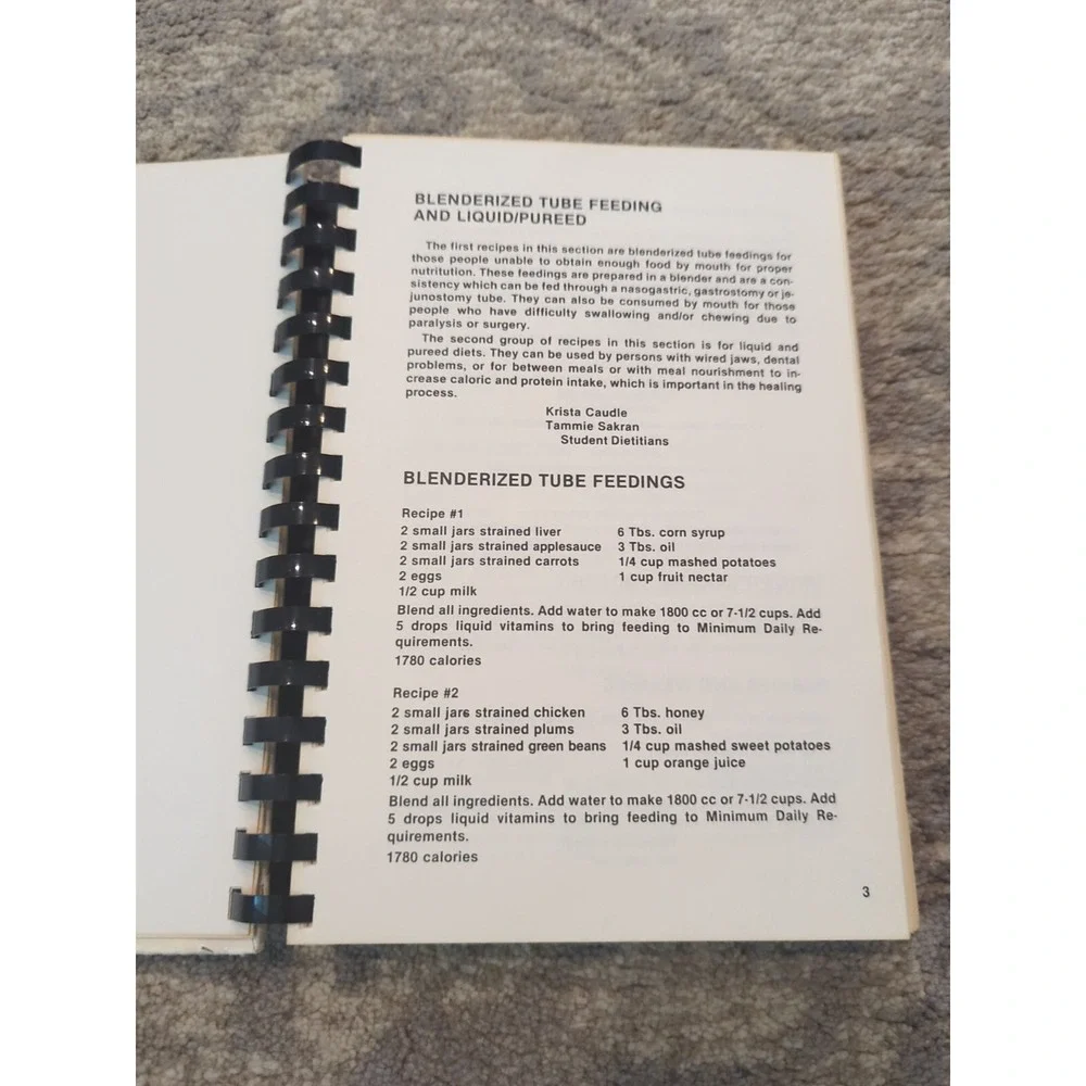 Auxiliary Of Forsyth Memorial Hospital Cookbook‎ 1984 Winston-Salem, NC FMC