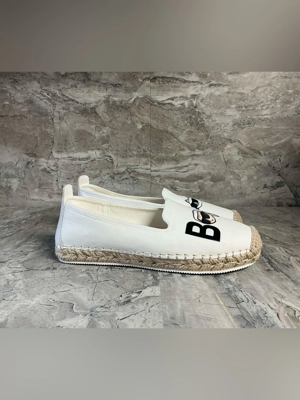 Karl Lagerfeld step into