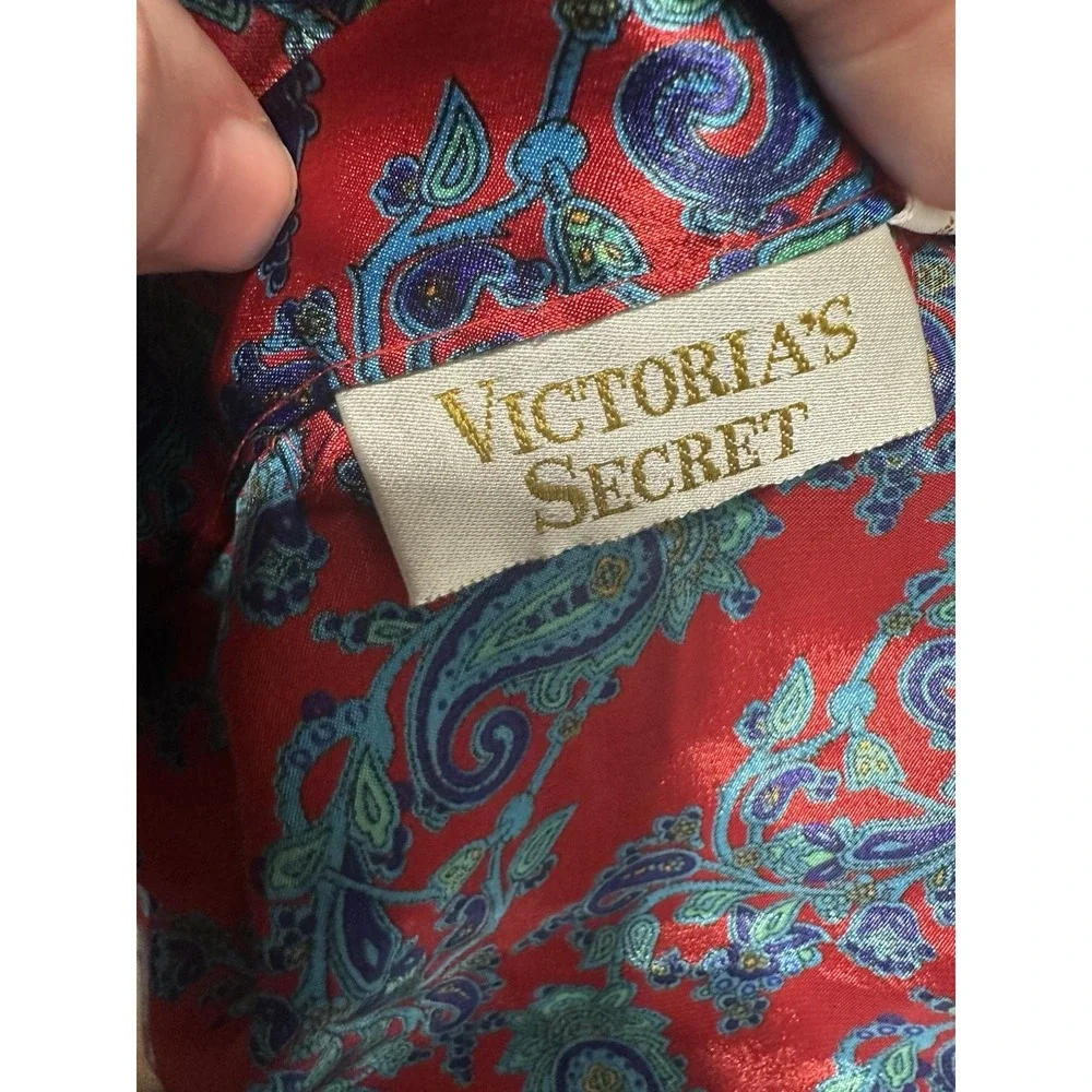 Victorias Secret approx 54