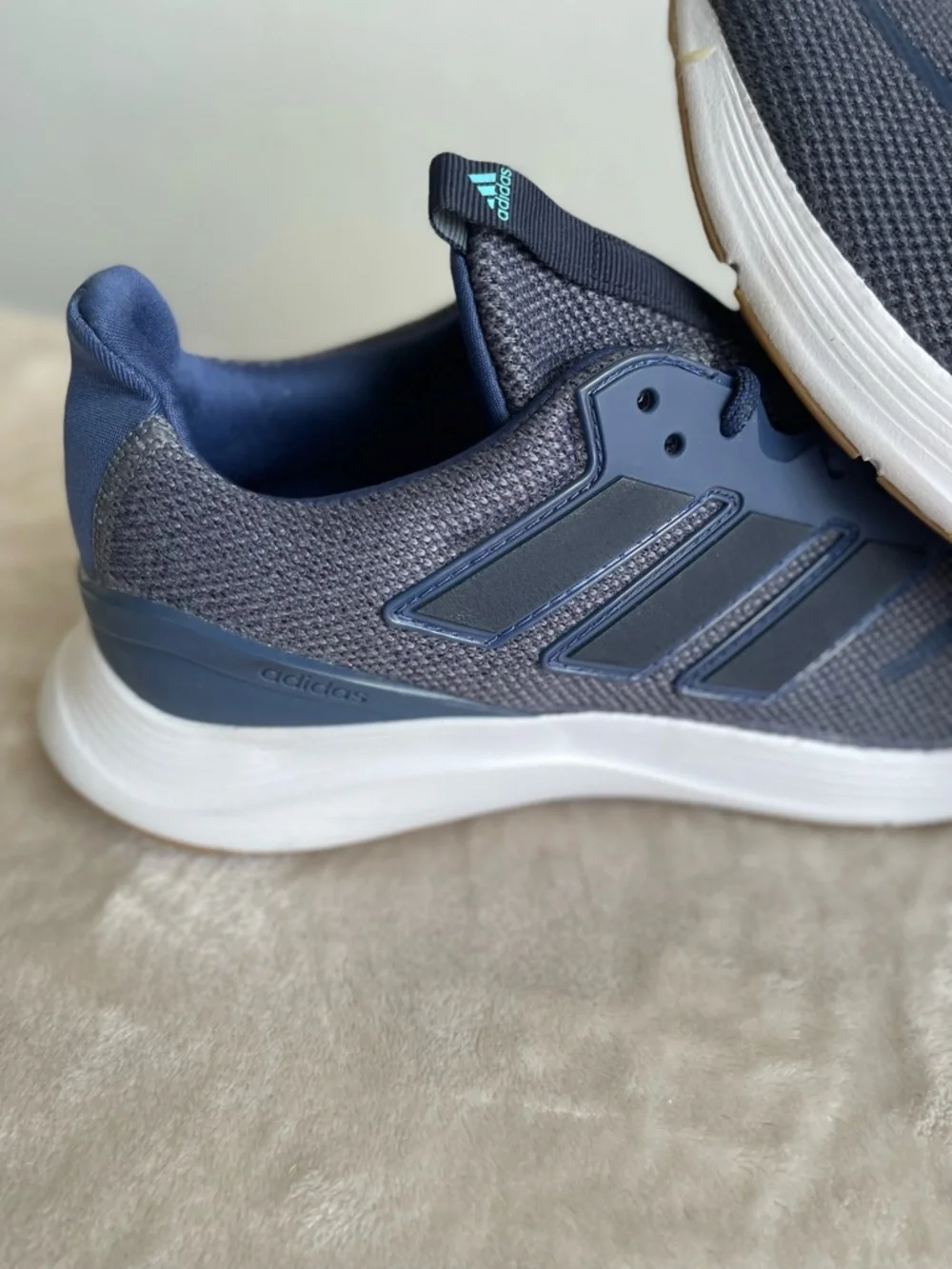 adidas lightweight knit