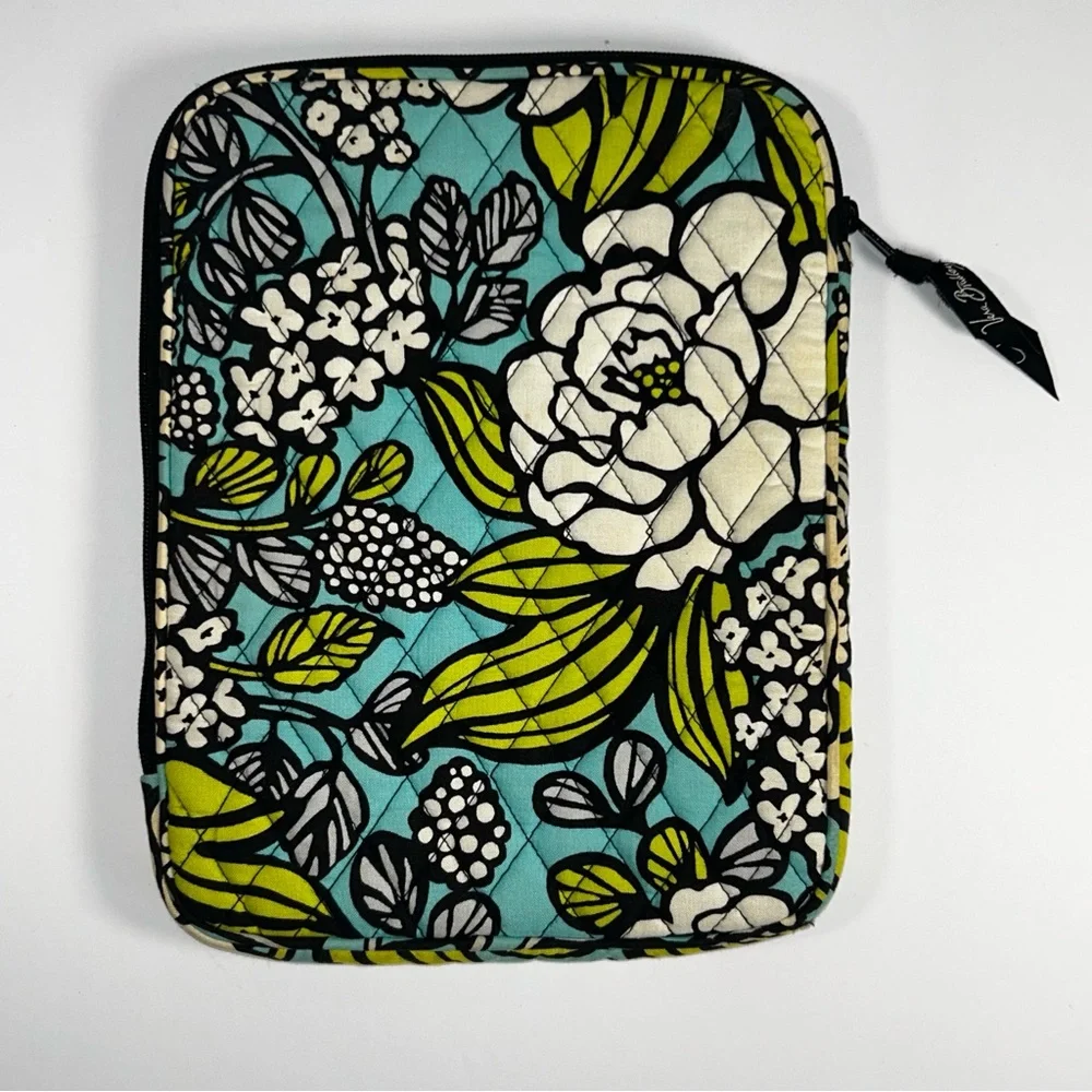Vera Bradley‎ Floral Quilted Tablet Sleeve
