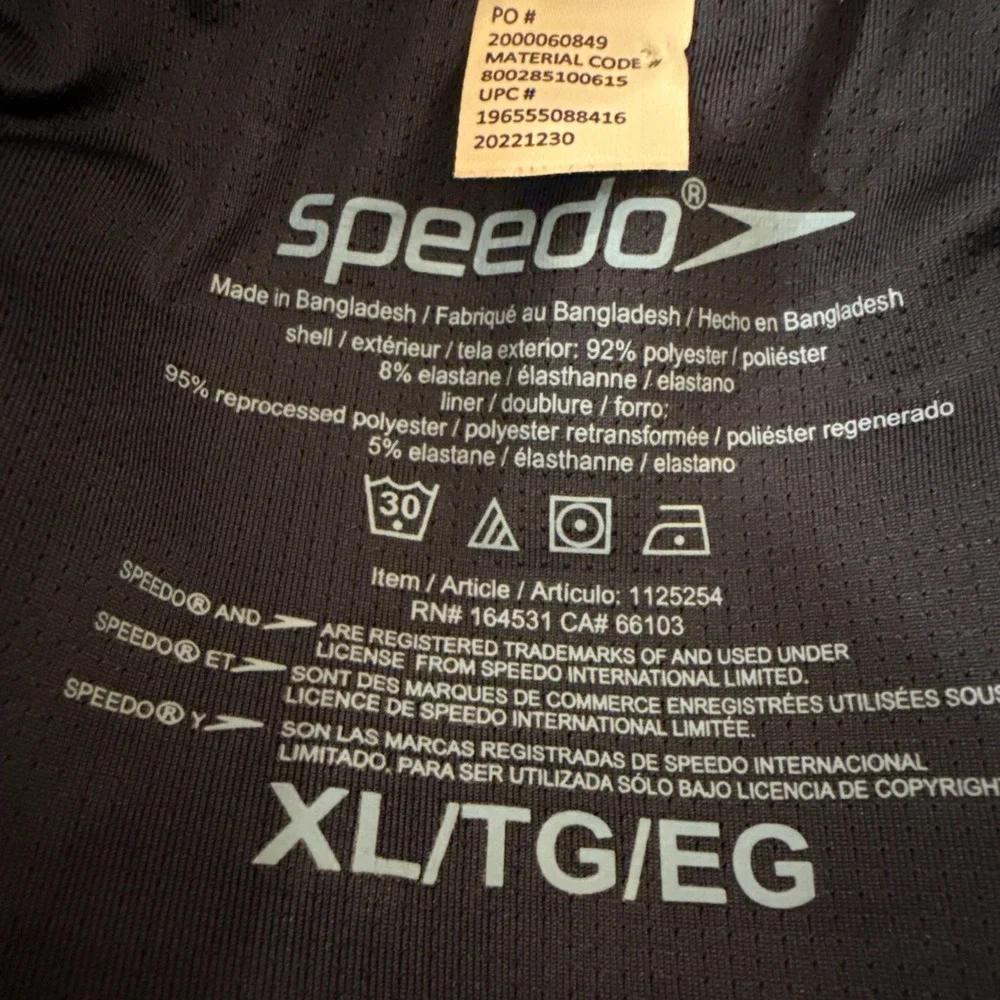 Speedo product pair