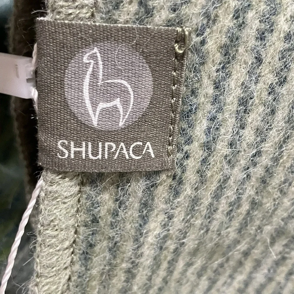 Shupaca alpaca throw