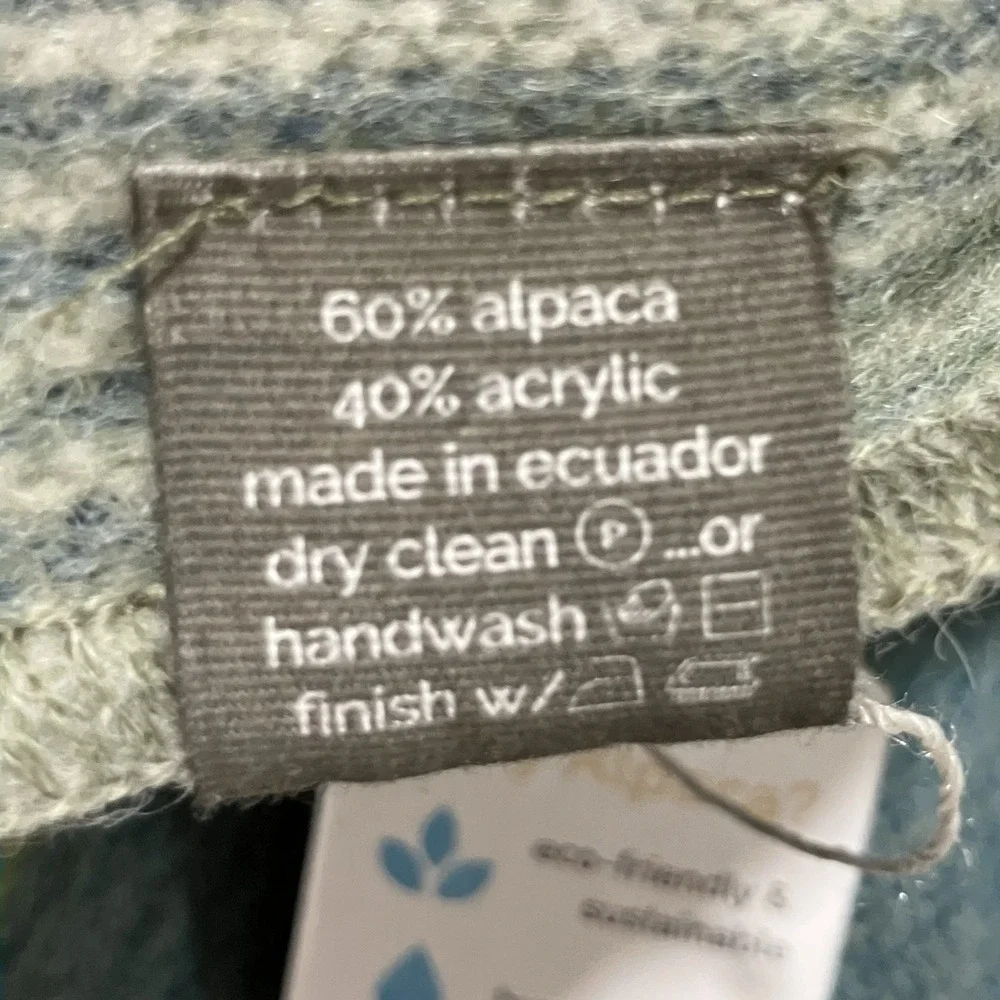 Shupaca alpaca throw