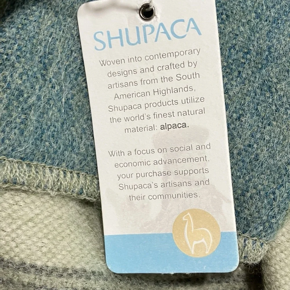 Shupaca alpaca throw
