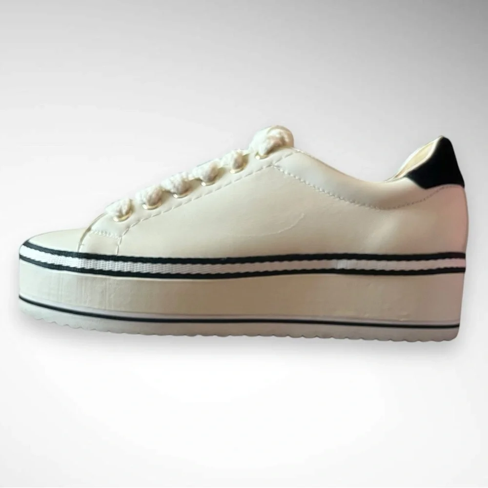 Joie preowned scuff slightly
