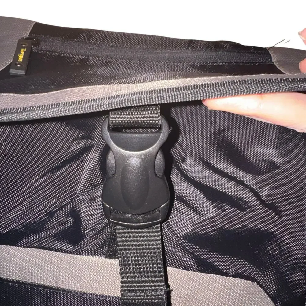 Targus waterproof outer
