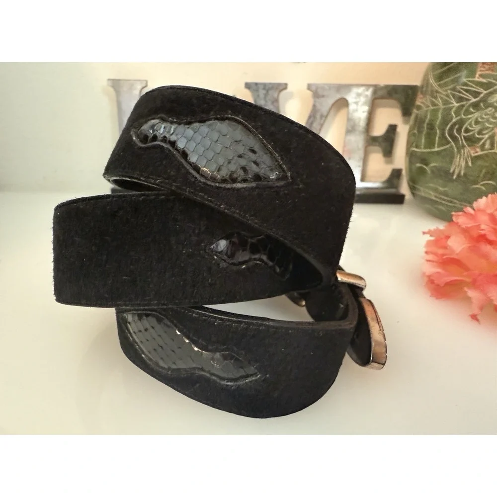 Liz Claiborne Genuine‎ Suede Leather Snake Trim Belt Women's Small Black 26-29