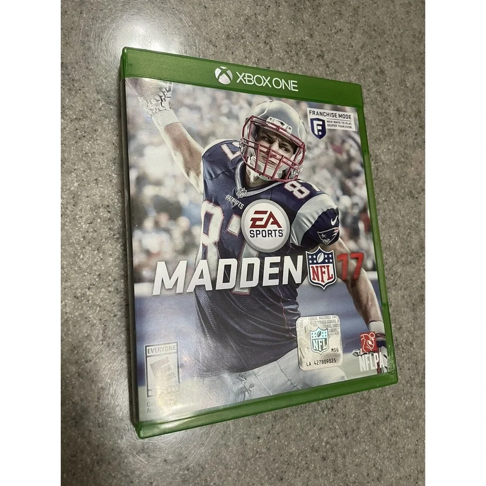 Madden NFL 17 (Standard‎ Edition) - Microsoft Xbox One game Complete