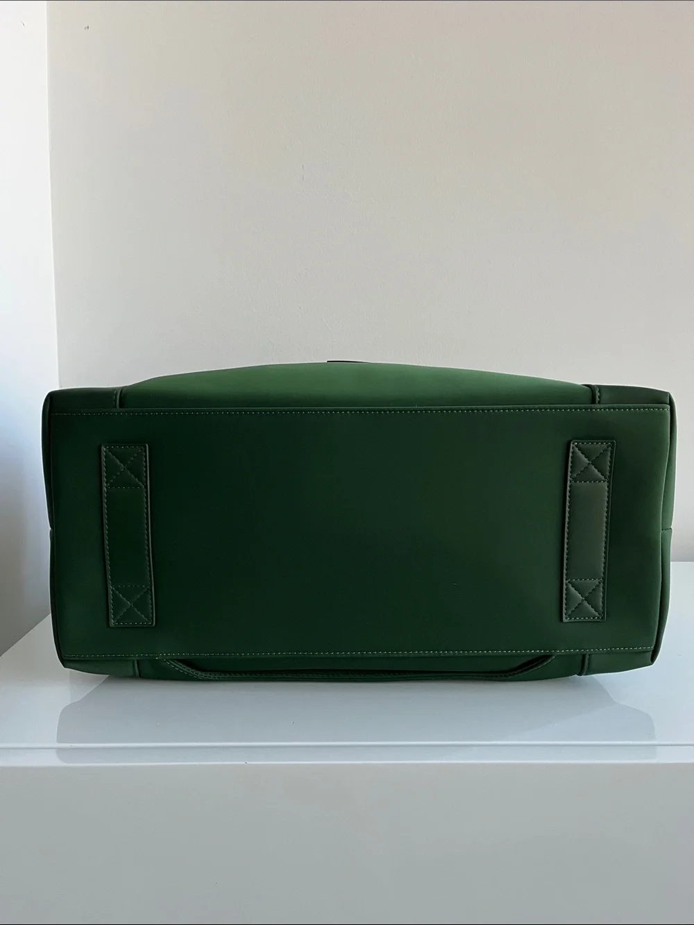Monos duffel zippered smooth
