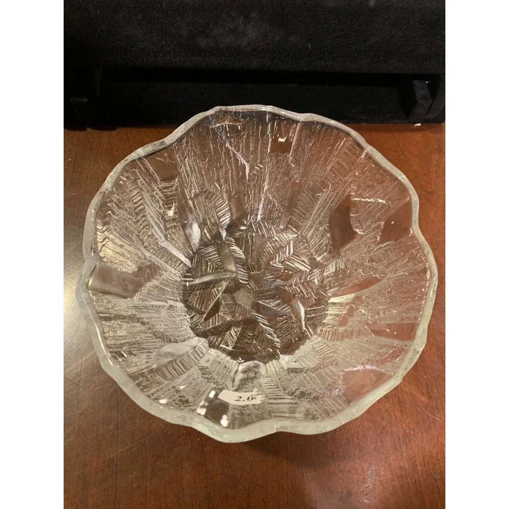 Mikasa Crystal Ice Castles‎ Bowl - 7.5-inch, Great Condition