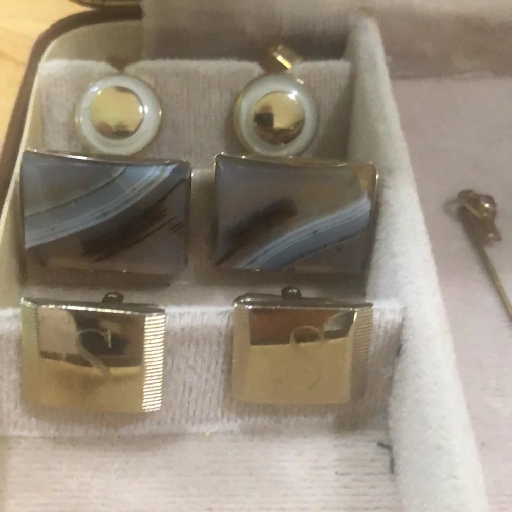 Vintage Shields Men's Jewelry Box & Jewelry
