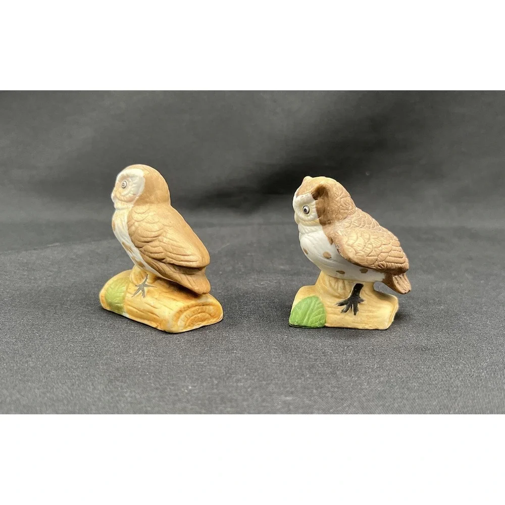 N/A pair porcelain