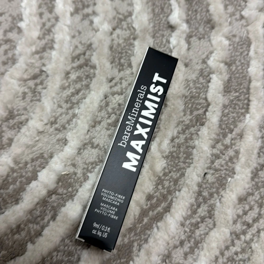 BareMinerals maximist phyto-fiber volumizing mascara
