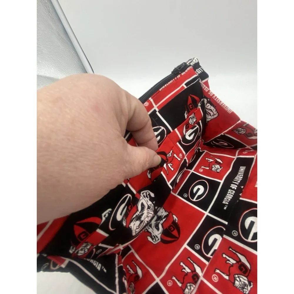 The Unbranded Brand small purse