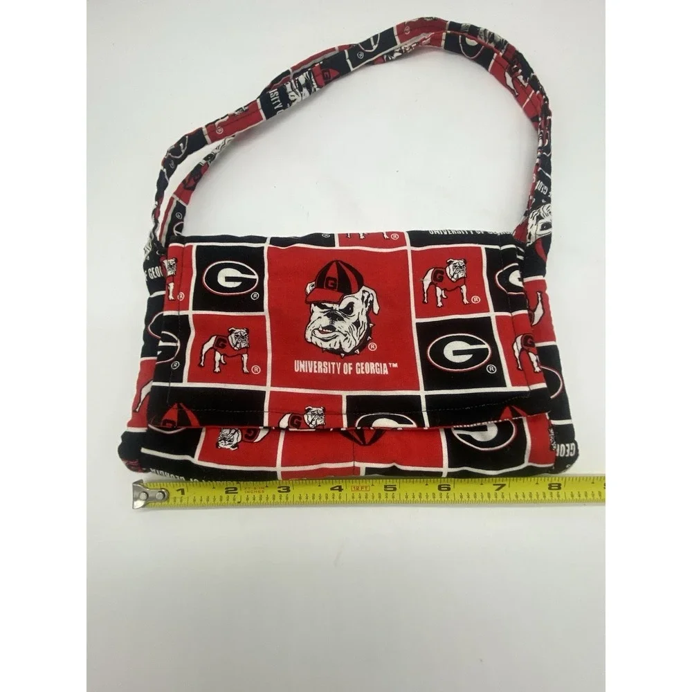 The Unbranded Brand small purse