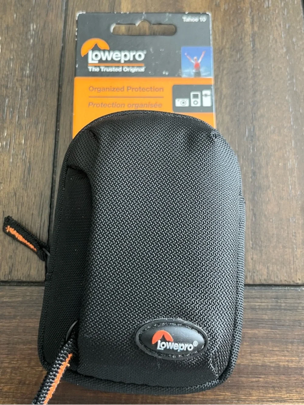 Lowepro Tahoe 10 Camera Case Black Padded Compact with Belt Loop: NWT!