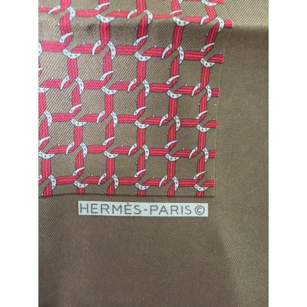 Hermes elegant scarf