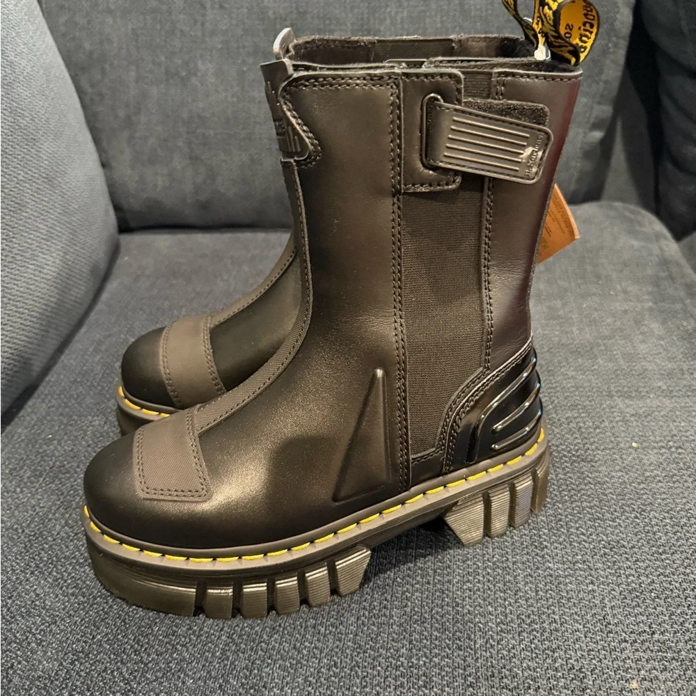 Dr. Martens below leave box