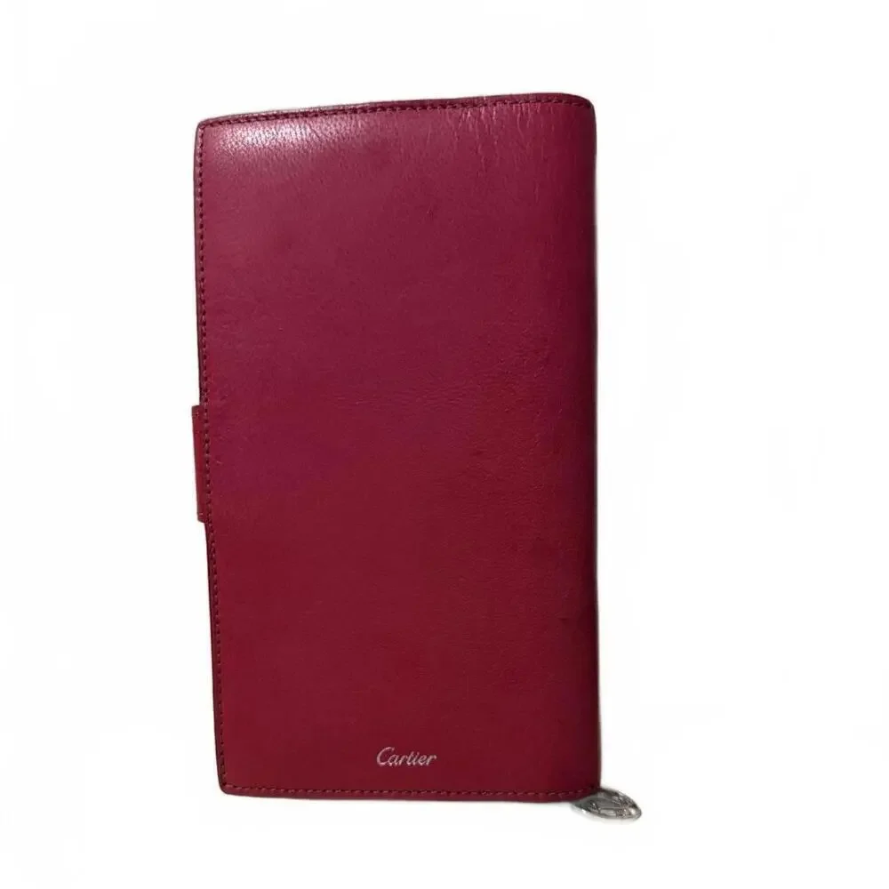 Cartier red agenda
