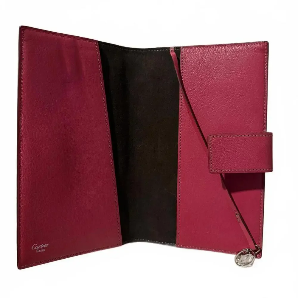 Cartier red agenda