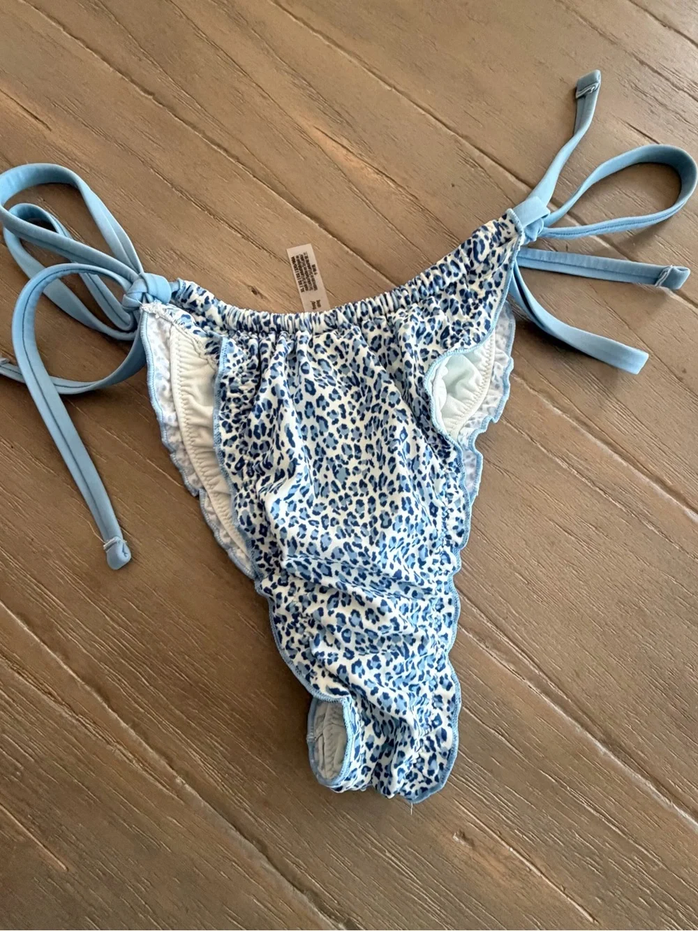 PINK BY FRANKIES BIKINIS REIGN THONG BIKINI BOTTOM