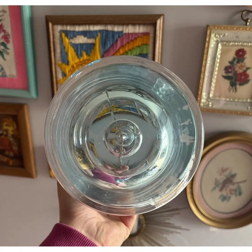 N/A gorgous lucite